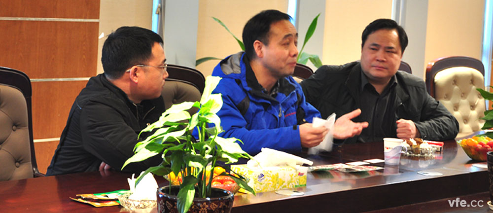 全國電磁計量技術(shù)委員會邵海明秘書長在湖南省計量檢測研究院李慶先副院長的陪同下，蒞臨銀河電氣指導(dǎo)工作