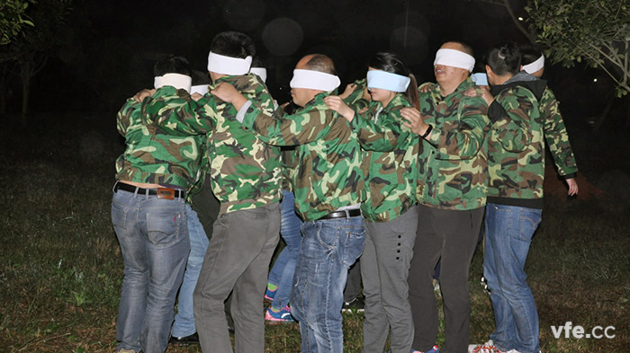 以用戶為中心，銀河電氣開(kāi)展“卓越團(tuán)隊(duì)”拓展訓(xùn)練