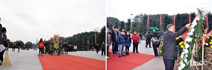 黨支部一行向毛主席銅像獻(xiàn)花籃 黨支部一行向毛主席銅像獻(xiàn)花籃